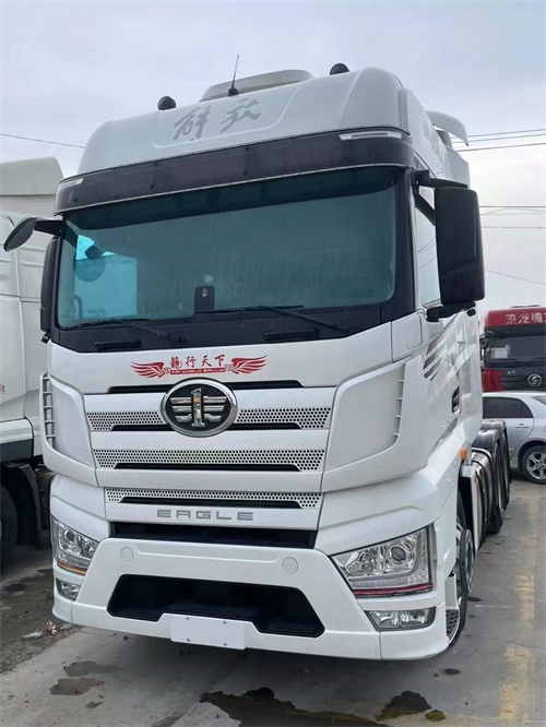 二手解放J7牽引車如何倒車