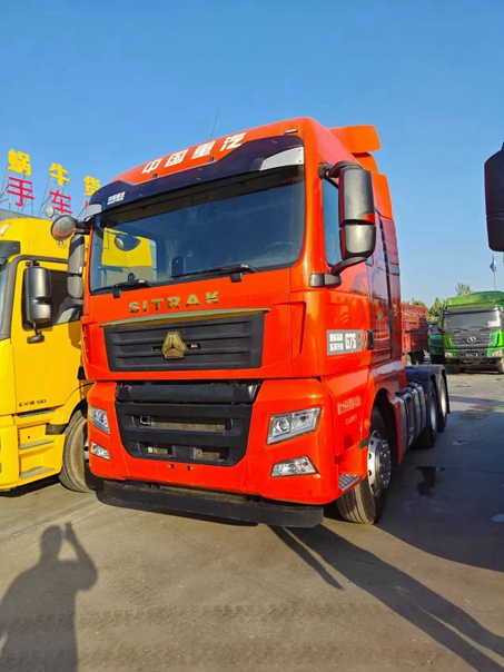 汕德卡?G7S 540馬力復合板牽引車