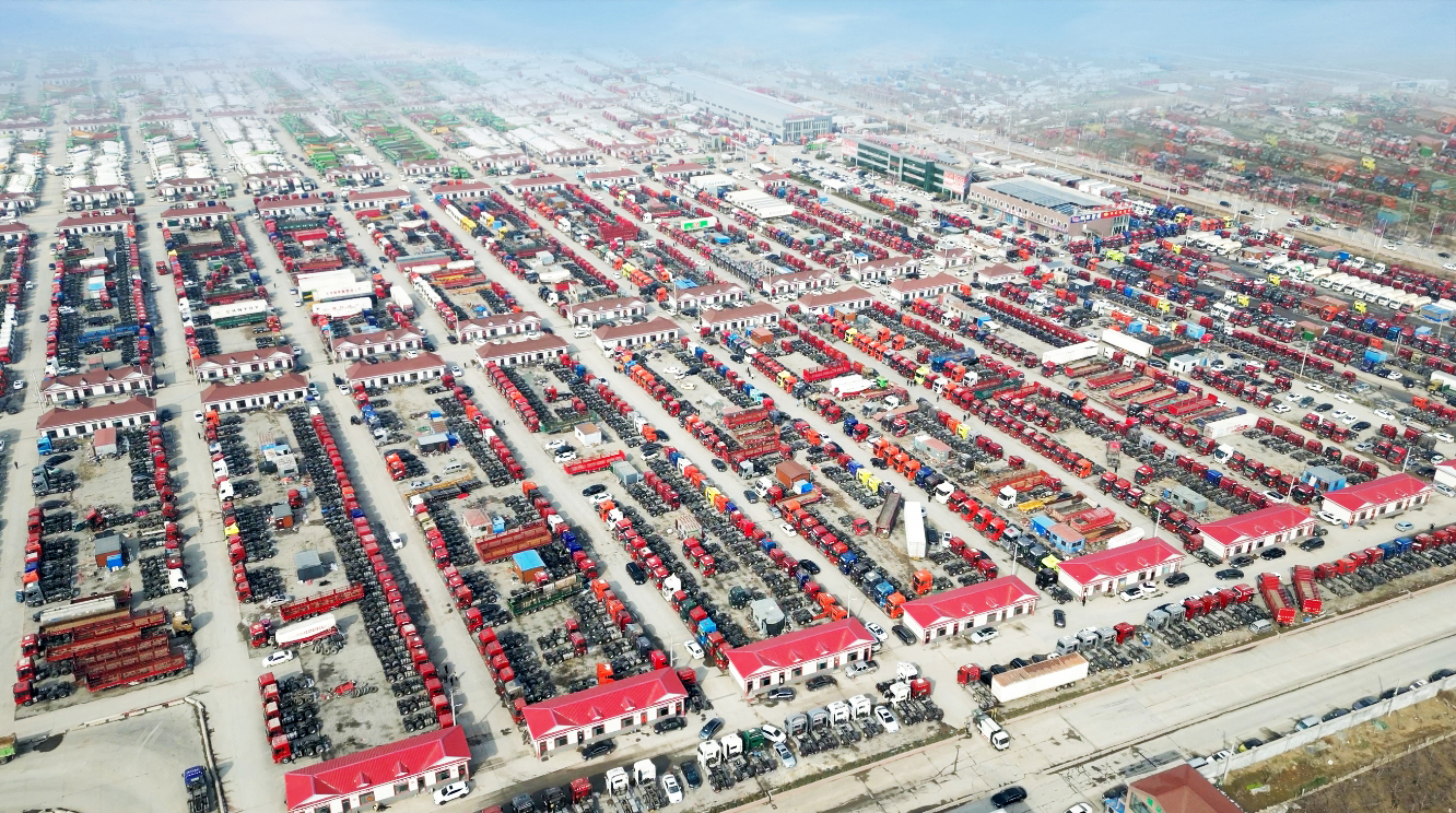 【二手貨車】梁山華通二手車市場里的老貨車情緣：“老伙計”加油