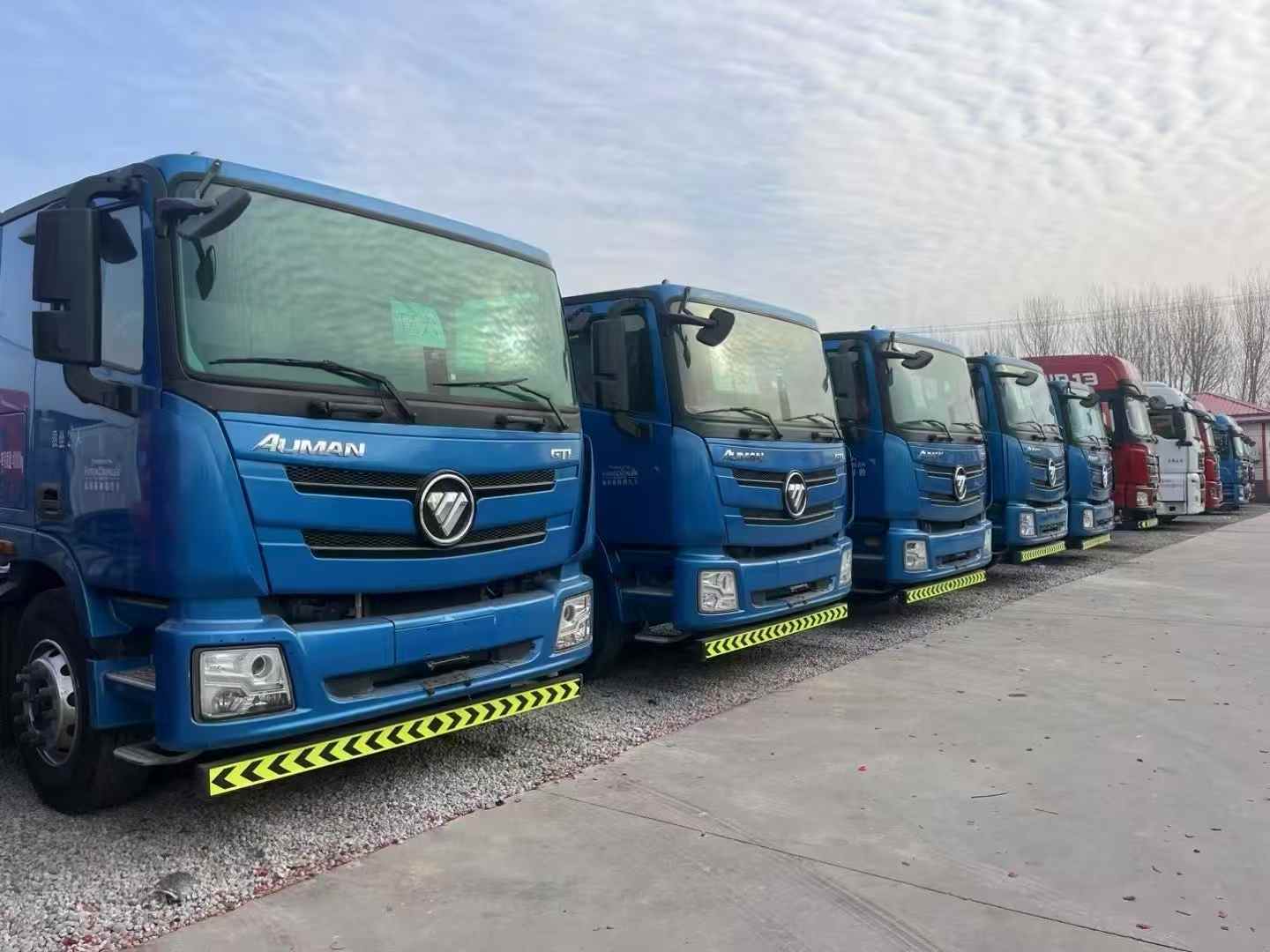 購買二手牽引車時檢查車輛事故歷史的方法？